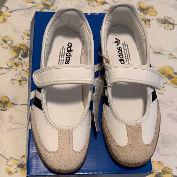 adidas Shoes - Adidas Samba Jane - NEVER WORN WITH TAGS